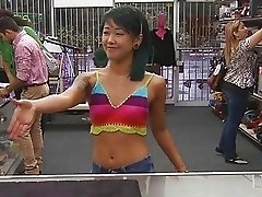 Asian chick got banged for cash