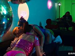 Xander Corvus Pounds Big-Titted Alien Babes Aubree Valentine and Jewelz Blu in a Wild Hard
